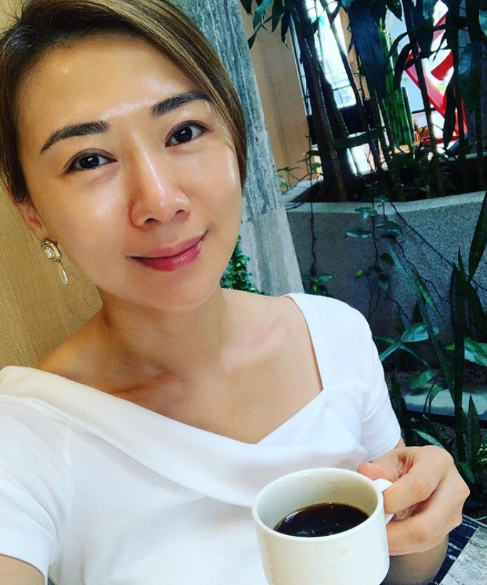 瑜伽女神连静雯,如今41岁依然完美,保持身材更重要!_腾讯新闻