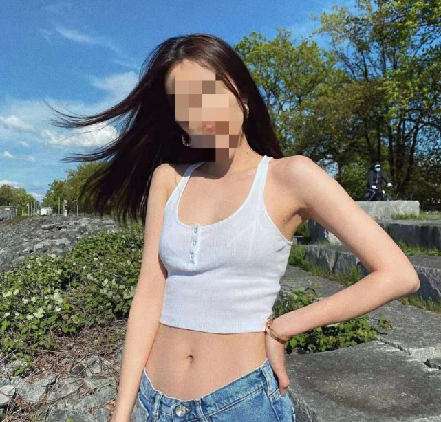 陈坤19岁儿子疑恋爱火辣美女晒照为他庆生陈尊佑被嘲颜值不如爹