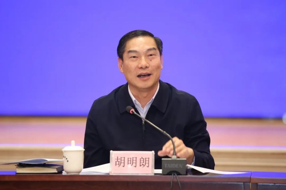 全市政法系统服务保障市场主体工作座谈会召开刘强李静等出席会议并