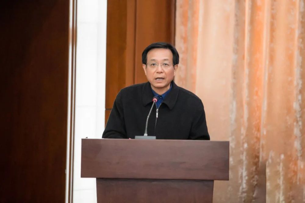 徐志坚代表市卫健委对项目战略合作协议签约表示祝贺.