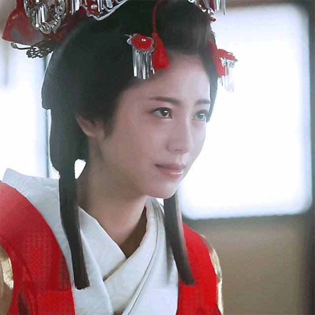 她是山口百惠之后呼声最高的日本年轻女星|菅野美穗|滨边美波|日本