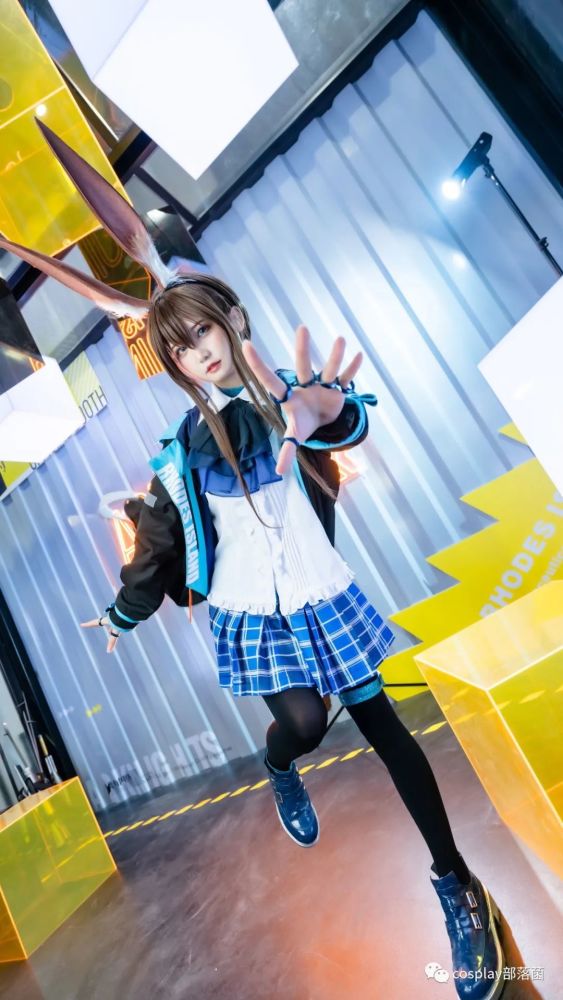 cos:明日方舟阿米娅cos正片@害羞7