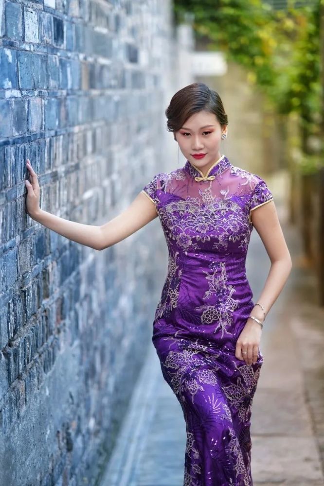 手机摄影,如何表现中年女性优雅大气雍容美?5个技巧就够用_腾讯新闻