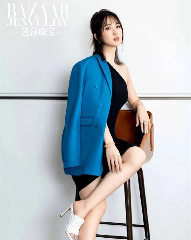 华为"二公主"出道,谁来捧红姚安娜?