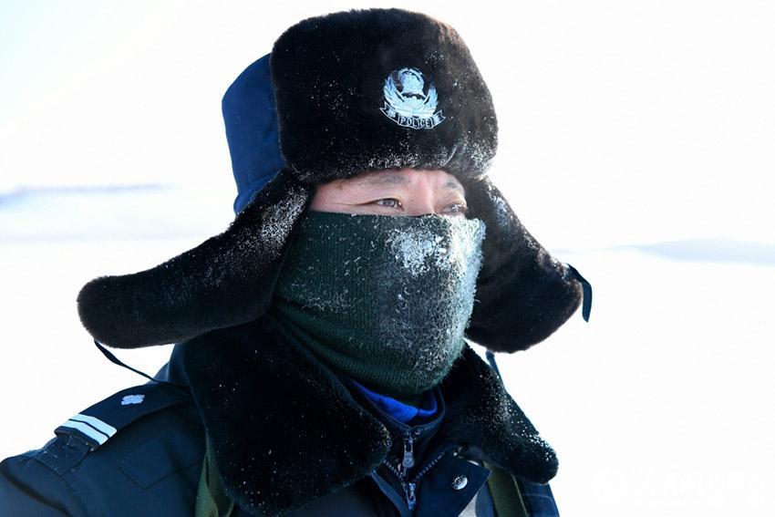 零下35移民警察雪域砺精兵