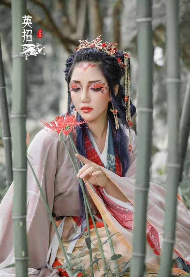 《山海经》系列汉服美妆cosplay——英招