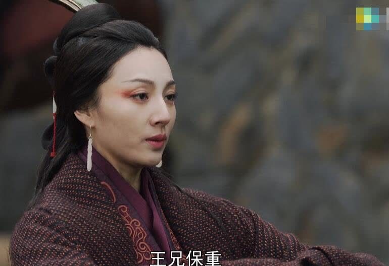 大秦赋大结局没生娃的离秋陪嬴政走到了最后她智商堪称王者