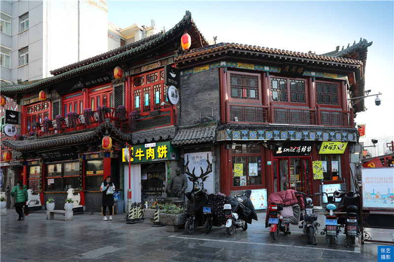 1955年,太原解放后,帽儿巷并入了都督北街.