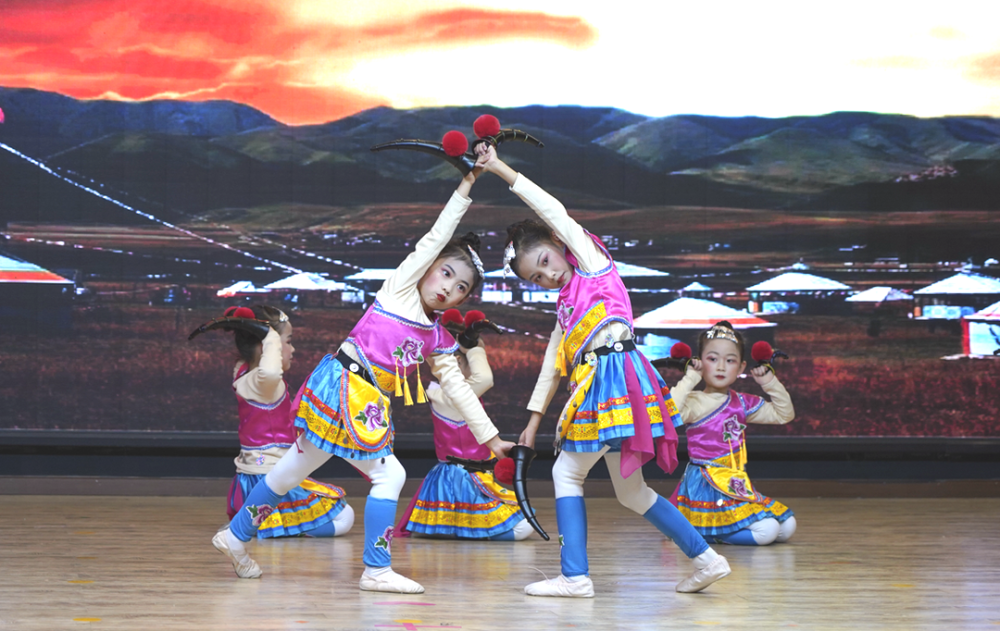 暨林待秋梧桐湖学校新年寄语(图5)