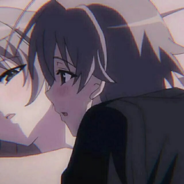 情侣头像直白的喜欢说不出口那就委婉一点