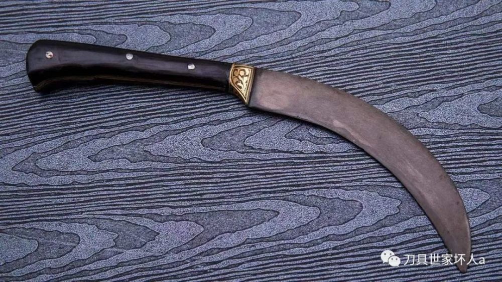 【鋄金乌兹镰刃】