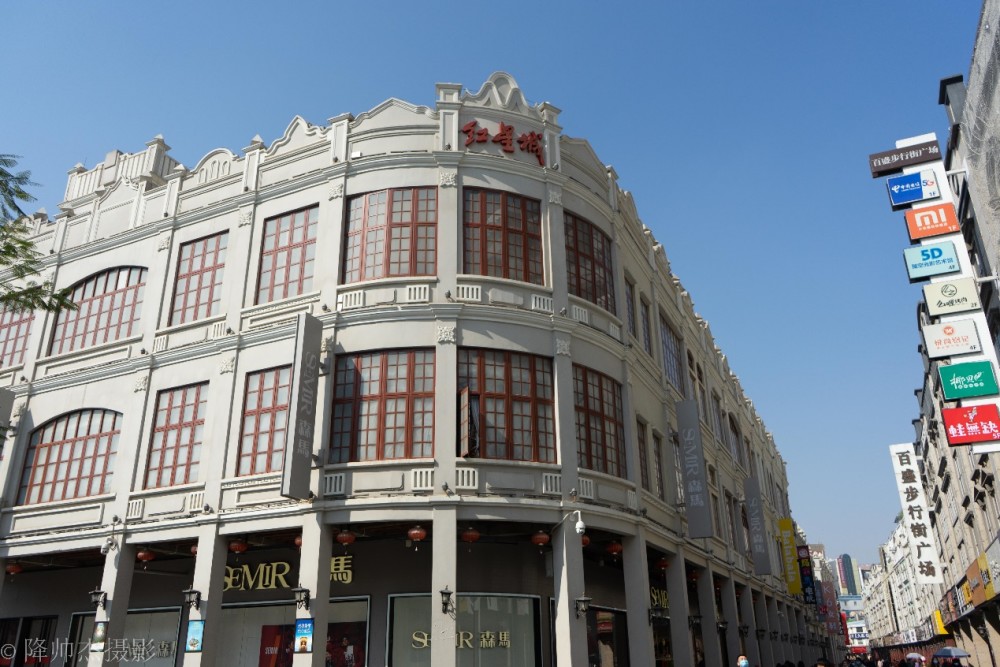 冬游广西:老南宁的传统街区,商业文化过于发达,骑楼群很值得逛