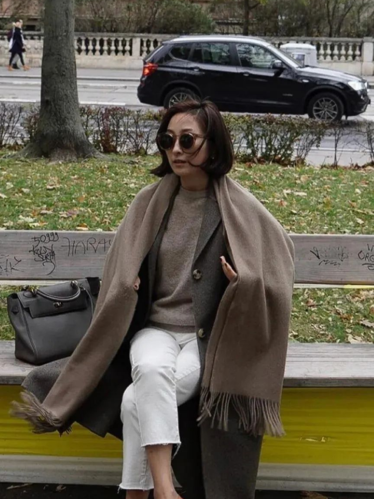 一位韩国大妈的穿搭火了简单日常50岁穿出30岁的感觉