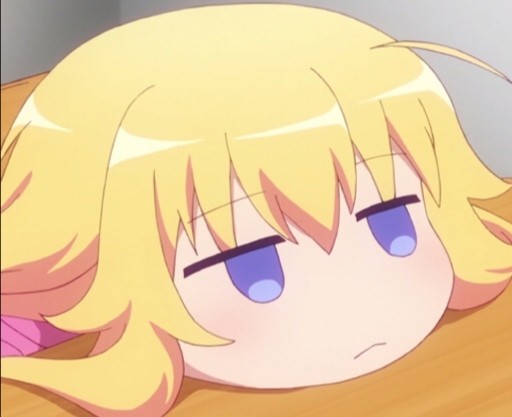 整天沉迷在这些宅文化中,成为了一名宅女,甚至课也不上了她有一次因为