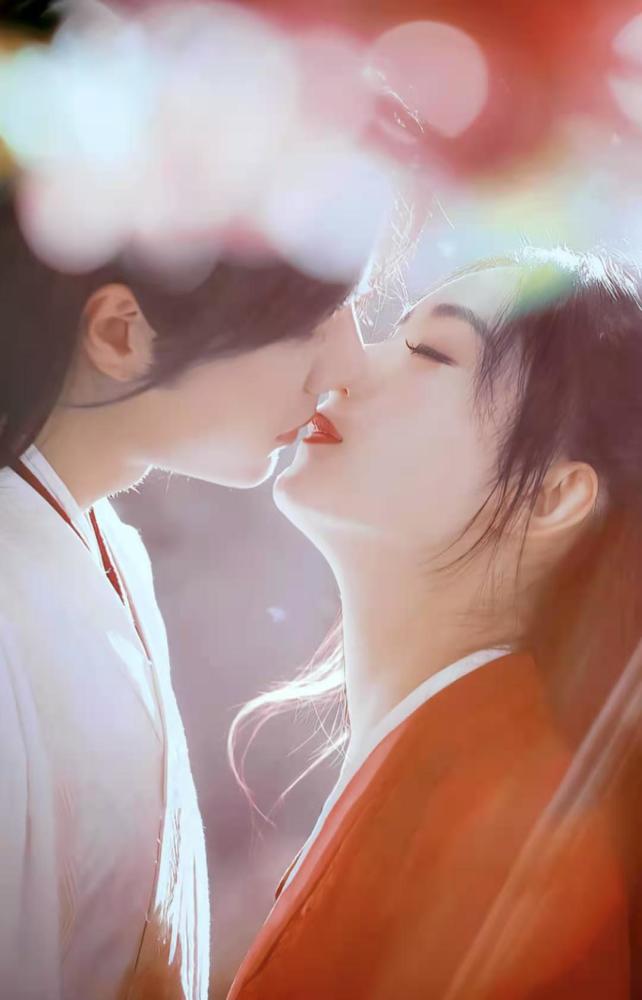 有翡收官留遗憾王一博赵丽颖零互动离80亿播放量差太多