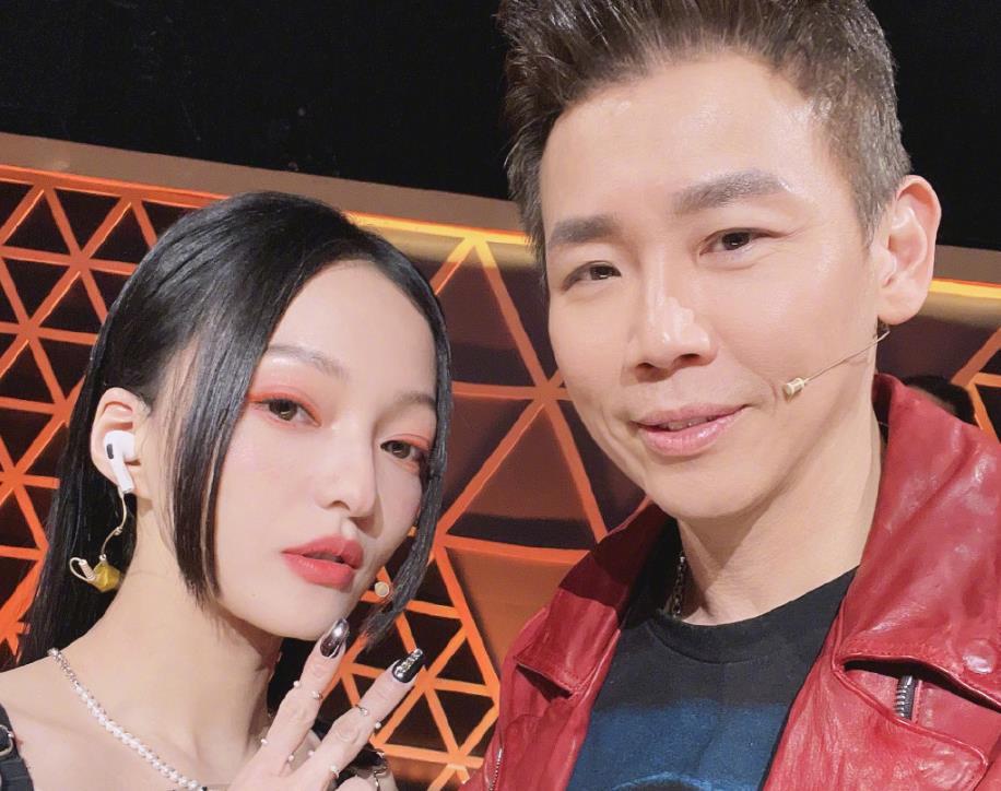 天赐的声音2开播丁太升和vava同台互怼还是老套路