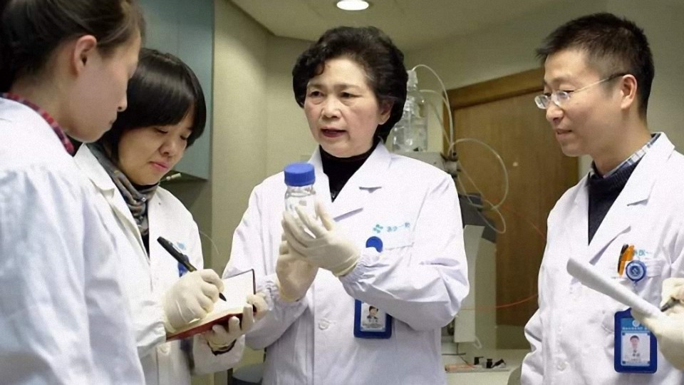 中国疫苗够好吗?美国专家怒斥媒体:别造谣,很安全!