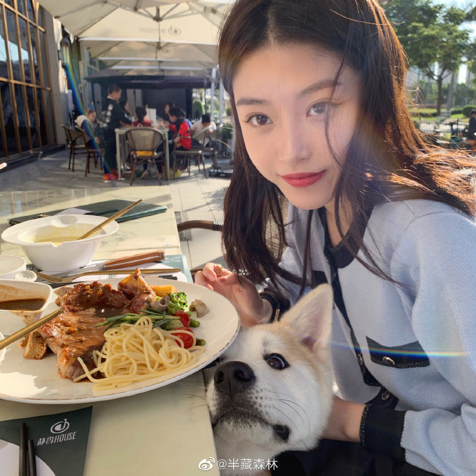 半藏森林回应广告争议自己拍cos不是广告代言再被网友狙击