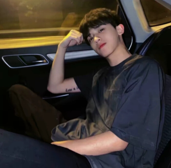 这里有你pick的神仙男头