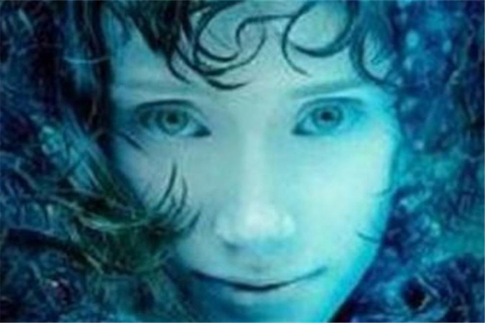 蓝种人出现了他们隐居在6000米的高山上皮肤血液都是蓝色