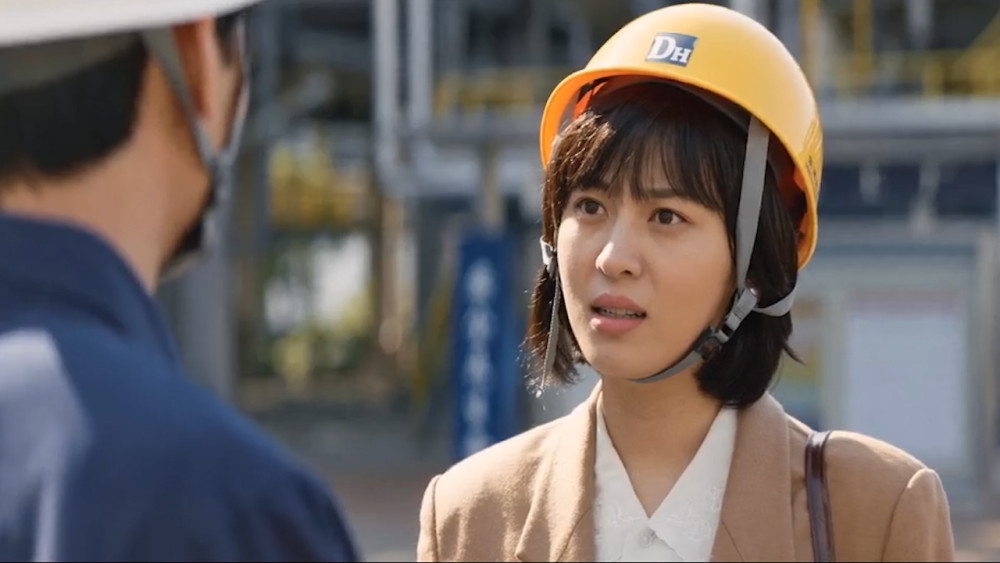 于是宋运辉继续单着,就在这个时候,程开颜出现了,程开颜是个美丽,漂亮