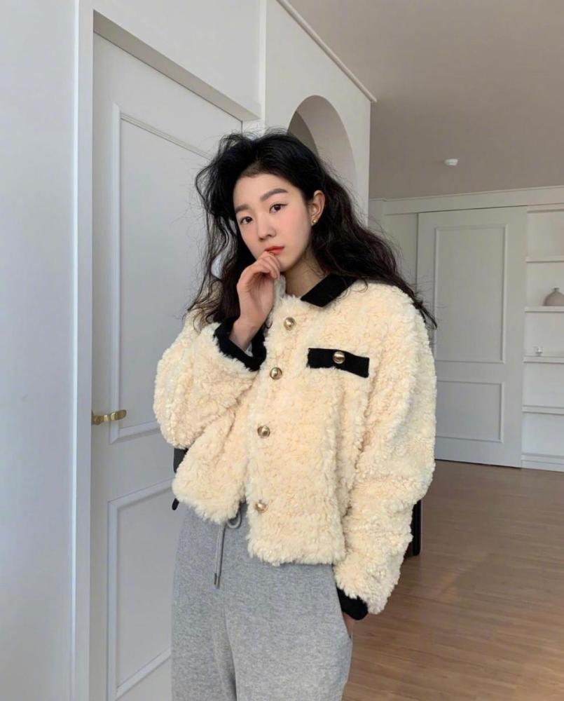 少女感韩国ins穿搭,校园减龄风,青春的感觉又回来了_腾讯新闻