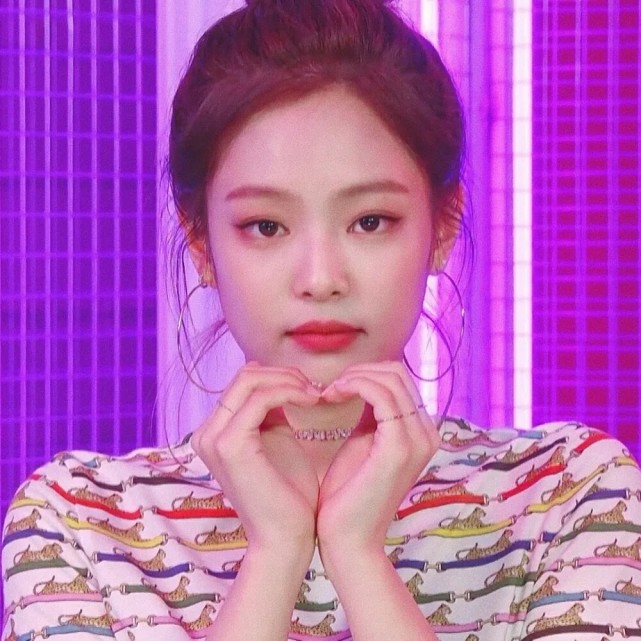 jennie的日常可爱头像
