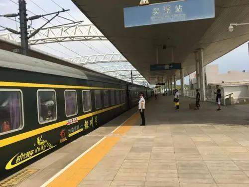 佳县是榆林12县中唯一个没有火车站的城市,府谷,吴堡,子洲虽然有火车