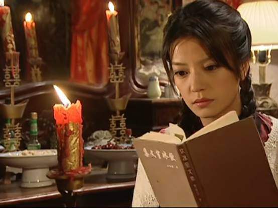 京华烟云的姚木兰一个完美的悲情人物在现代或许早离婚了