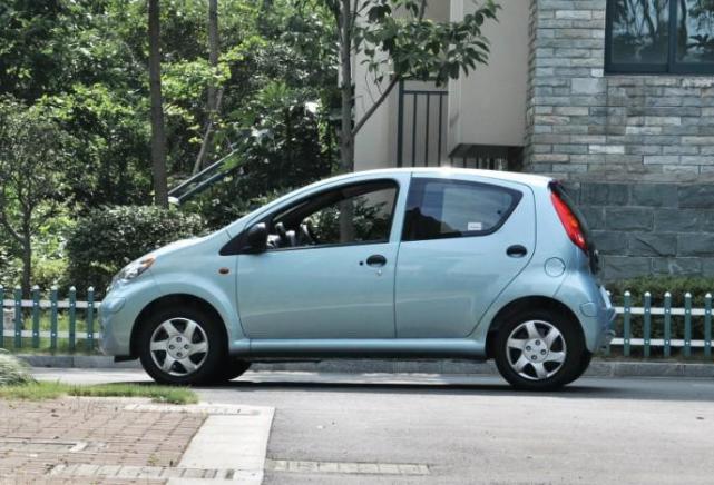 为什么国内1.0l排量以下的车这么少?