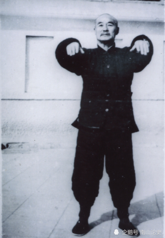 浅谈吴公仪实战能力,54年击败陈克夫,拳击冠军被打得鼻血直流_腾讯