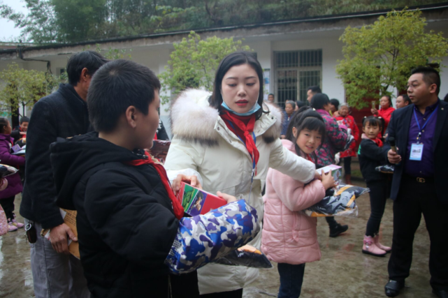 深圳教师资格考试网|教师资格证考试|教师资格证报名时间|教师资格证报考条件|教师资格证考试培训|深圳教师招聘