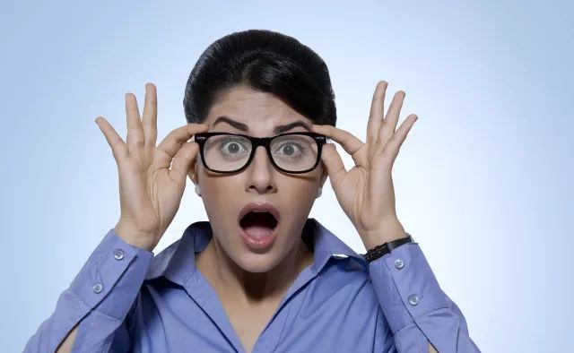 科普」成年后近视还在加深？近视度数高，真的会致盲？！_腾讯新闻