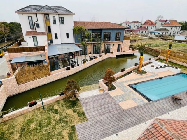 你好,花博丨陌上花开,创意与情怀伴崇明40年老屋走"花路"|崇明|民宿