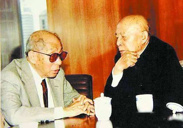 张学良的三位副官 后来都成为著名开国将军 一人比他还高寿 腾讯新闻