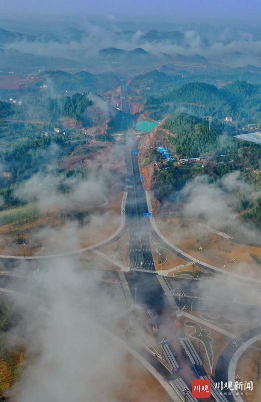 庆区荆溪街道府荆大道终点处,止于营山县小桥镇南大梁高速营山东互通