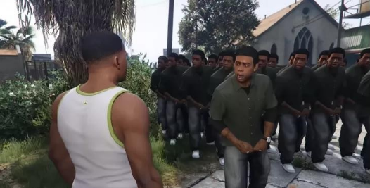 gta5热度不减,拉玛嘲讽小富梗翻红!配音演员实地复刻名场面
