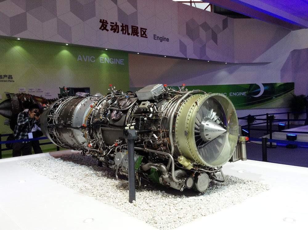 级别的中推发动机,代号为涡扇-17,就是用来取代ai-222-25f(ai-322f)的