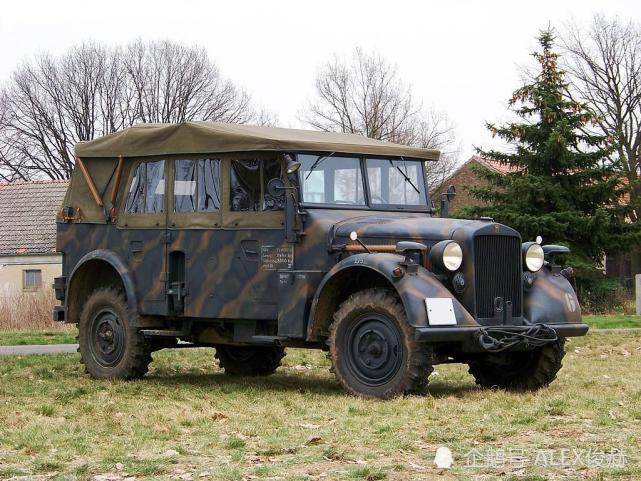 廣泛的代指各種越野車,在二戰中大放異彩的威利斯吉普,是在1941年開始