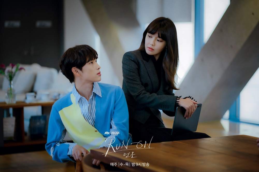 申惠善,金明洙等参与主演的电视剧,该剧讲述乐天派的天使"丹"和对恋爱