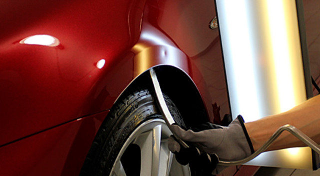 钣金喷漆与汽车凹陷修复的区别