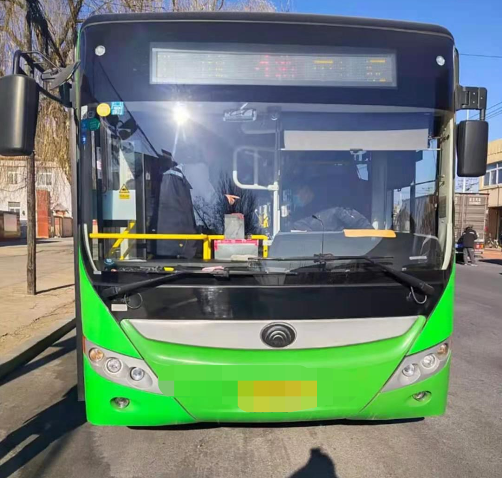 葫芦岛兴城防疫人员对每台公交车进行检查!_腾讯新闻