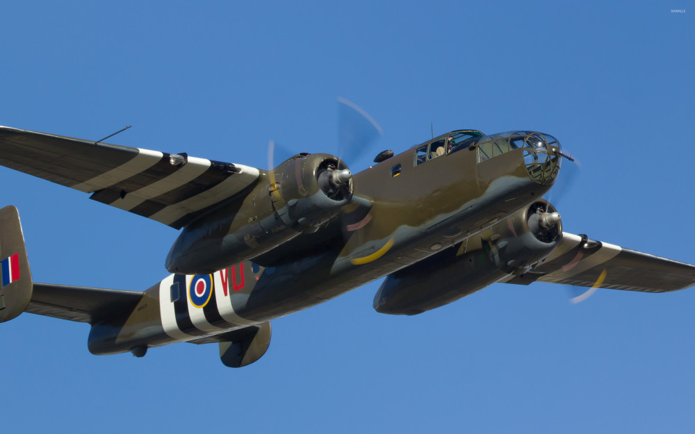 然而,美军并未就此停止升级的步伐,而是推出了b-25j轰炸机.