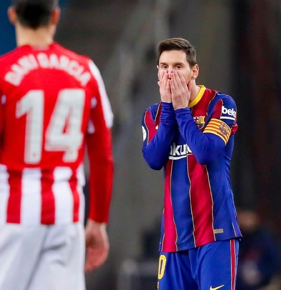 卡牌大师专罚巴萨msn都难逃魔爪曾单场罚下巴萨两人