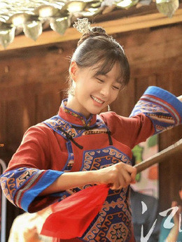 但这次,沈梦辰真的让人大开眼界,电视剧《江山如此多娇》中,沈梦辰