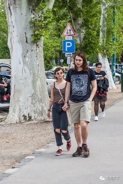 在中欧驻足千年的游牧民族马扎尔人人像街拍