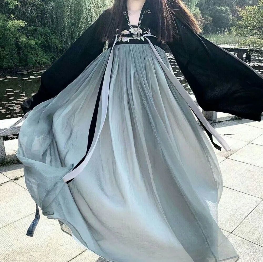 头像巨好看汉服女生头像