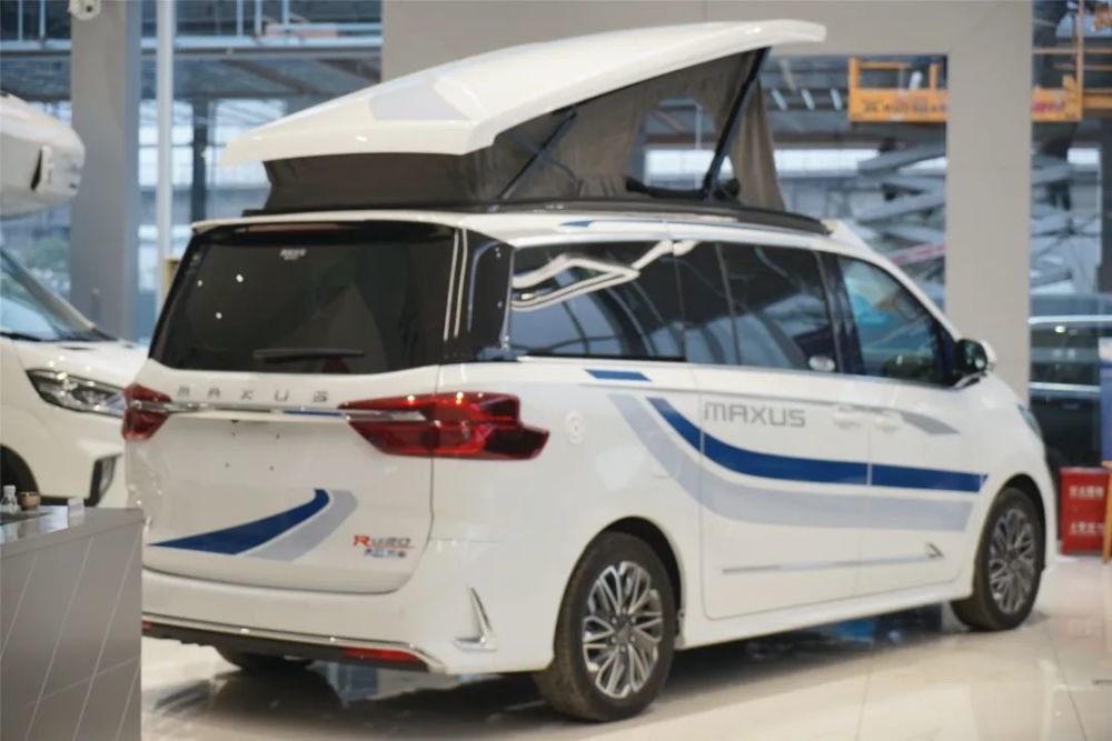 上汽大通旅行家g20既有mpv的苗条身材更有房车的丰富内在