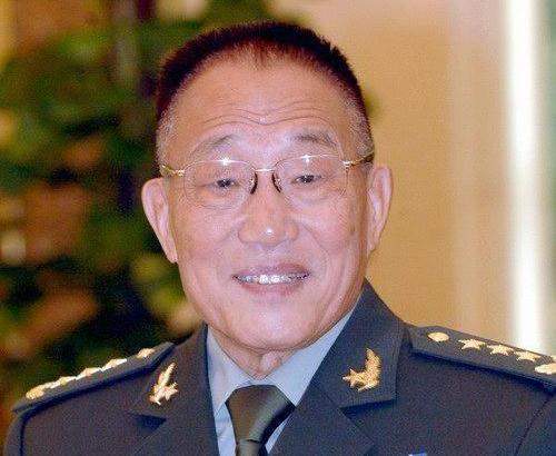 他官至副国级,原解放军副总参谋长,曾任国防部部长