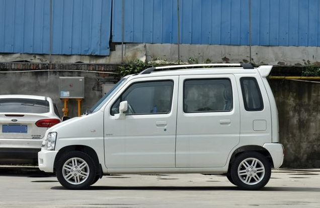 铃木走了但它留下了很多好玩的大玩具